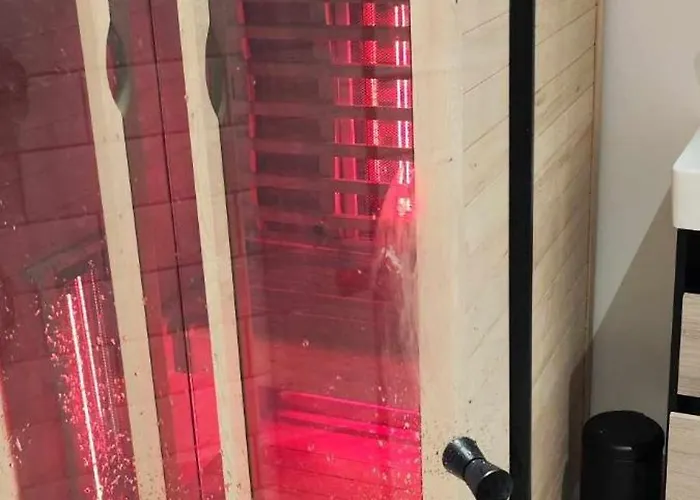 Mountain View With Private Sauna דירה