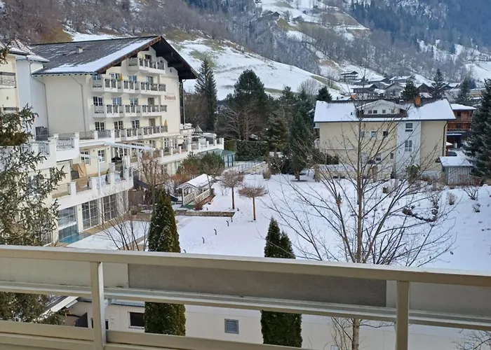 Mountain View With Private Sauna דירה *