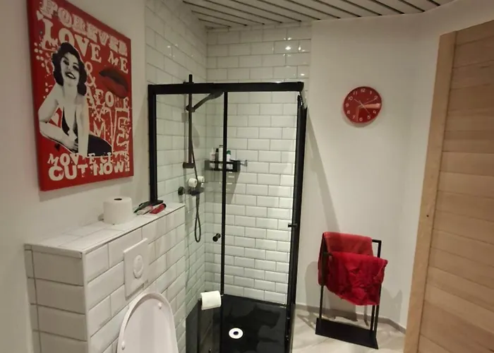 Mountain View With Private Sauna דירה